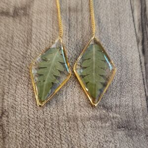 Gold Leaf Pendant Necklace